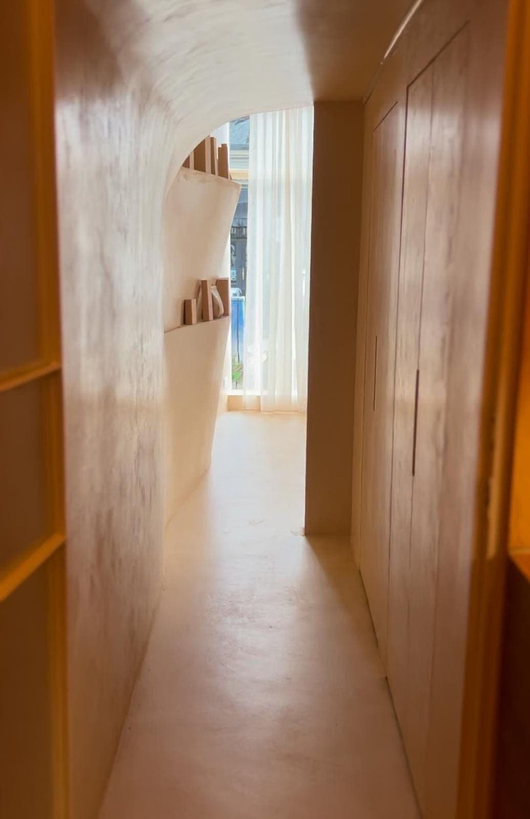 Venetian Plaster project by Artistica Surfaces